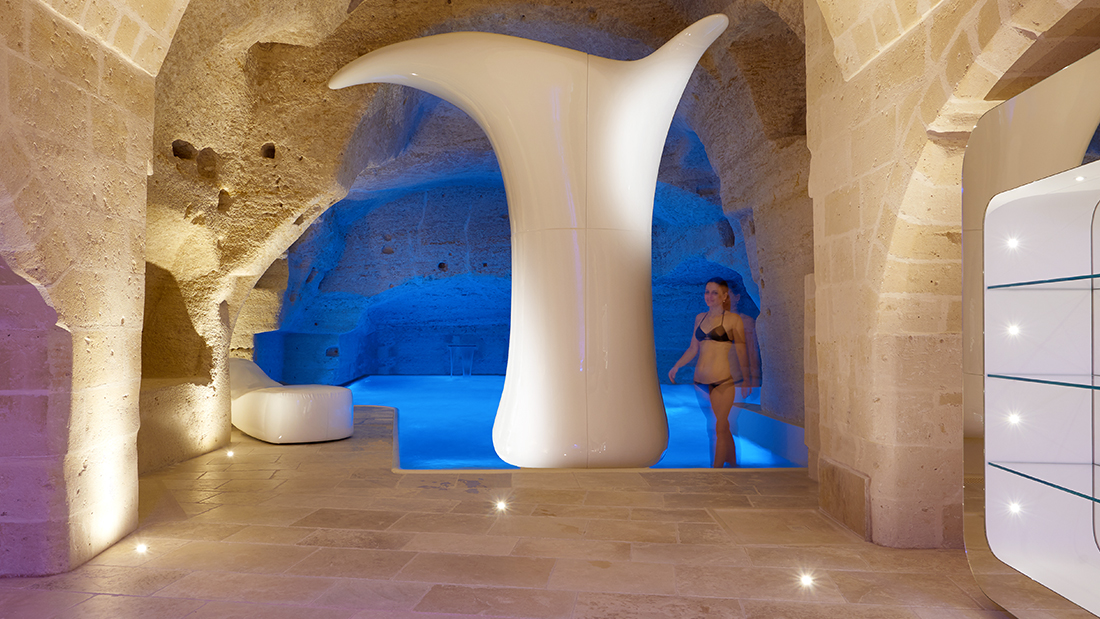 La domotica AVE offre il controllo degli accessi all'area SPA – Aquatio Cave Luxury Hotel & SPA, Matera | Photo Credits: Juergen Eheim