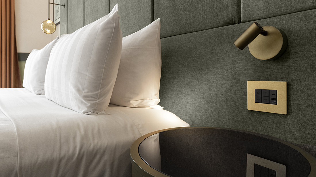 Un impianto elettrico di design al Nemi Hotel di Milano
